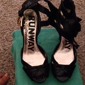 Woman shoes